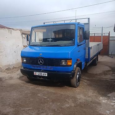 Коммерческий транспорт: Грузовой бортовой автомобиль Mercedes-Benz 609 D - Тип — 1
