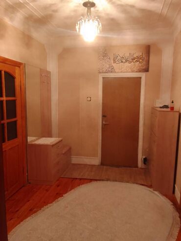 Köhnə tikili: Bakı, 8-ci mikrorayon, 2 otaqlı, Köhnə tikili, m. Azadlıq Prospekti, 60 kv. m — 4