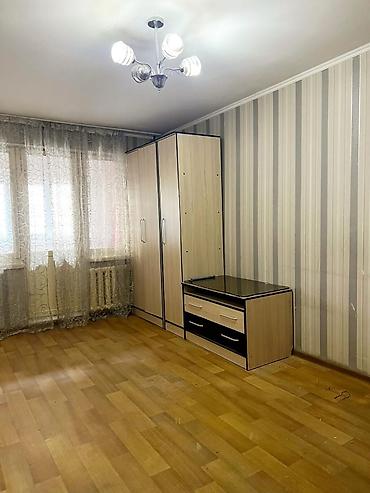 полки в аренду: 1 комната, 42 м², 104 серия, 11 этаж, Косметический ремонт — 1