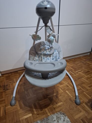 Njihalice: Električna ljuljaška za bebe sa mobilom i muzikom - Troslojna — 10