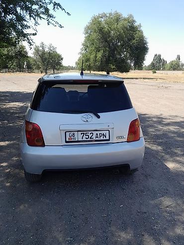 e klass: Toyota Ist: 2003 г., 1.5 л — 4