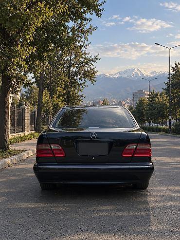 Продажа авто: Mercedes-Benz E-Class: 2001 г., 3.2 л, Автомат, Бензин, Седан — 4