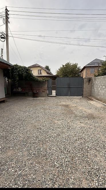 место под гараж: 4 комнаты, 200 м², 3 соток, Петровка, Собственник — 2