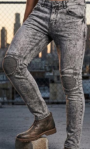 bylot jeans: Muške biker farmerke – sivo isprane (acid wash) sa ojačanjima na — 1