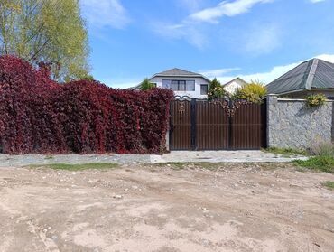 Отели и хостелы: Продается мини отель в городе Чолпон Ата.Отель построен на 2 участках — 5