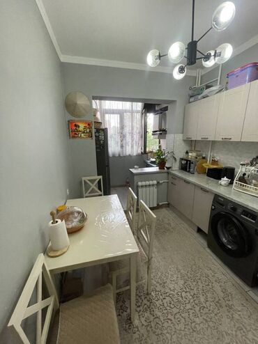 3х комнатная квартира в джале: 3 комнаты, 71 м², 105 серия, 3 этаж, Евроремонт