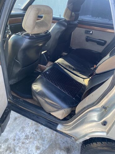 Audi: Audi 100: 1990 г., Механика, Седан — 7