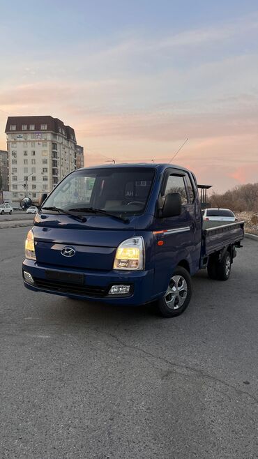 Hyundai: Hyundai Porter: 2019 г., 2.5 л, Типтроник, Дизель at lalafo.kg — 1 Hyundai: Hyundai Porter: 2019 г., 2.5 л, Типтроник, Дизель — 1