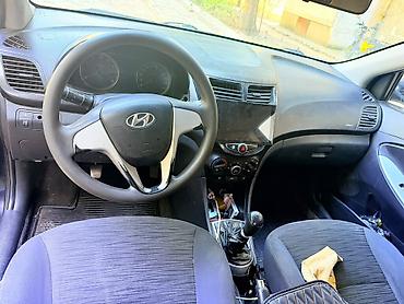 vw bora: Hyundai Solaris: 2014 г., 1.4 л, Механика, Бензин, Седан — 4