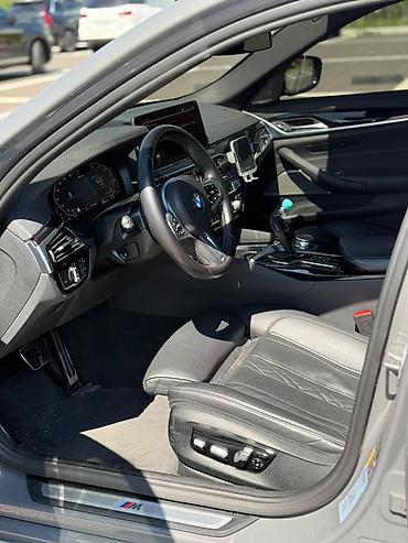 табличка не парковать: BMW 5 series: 2021 г., 2 л, Автомат, Гибрид, Седан — 8
