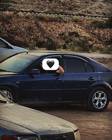 Ford Mondeo: 2002 г., Автомат, Бензин, Седан