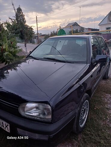 обмен е 34: Volkswagen Golf: 1996 г., 1.6 л, Механика, Бензин, Седан