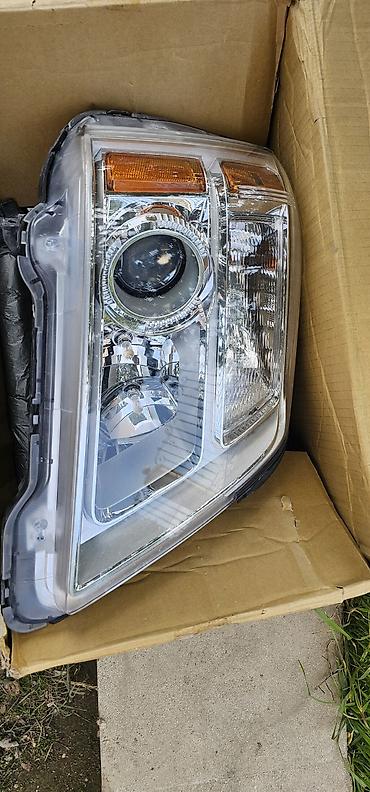 gmc terrain ehtiyat hisseleri: Komplekt, Yaxın və uzaq vuran işıqlar GMC, 2013 il, Orijinal, ABŞ, İşlənmiş — 2