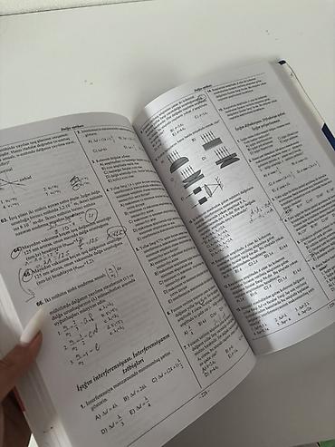 физика: Məhsul: Komplekt: 2 hissə (I və II)“Fizika 2025 – Test Toplusu” — 3