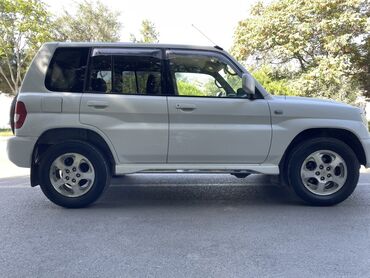 Mitsubishi: Mitsubishi Pajero iO (GDI) – kompakt, şəhər və yüngül off-road üçün — 3