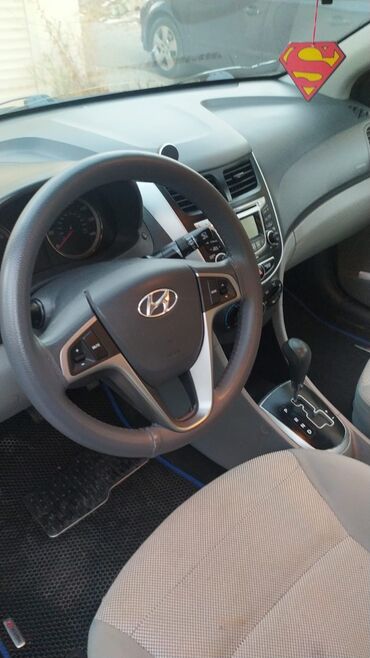 Düymələr: Hyundai Accent, Yeni — 4