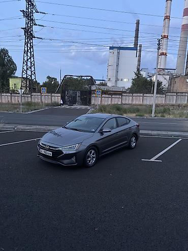 Hyundai: Hyundai Elantra: 2019 г., 2 л, Автомат, Бензин, Седан — 1