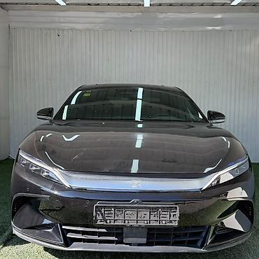 geely preface: BYD Han: 2025 г., 1.5 л, Гибрид, Седан — 7
