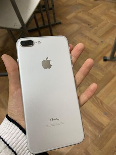 Apple iPhone: Продаётся айфон 7+
В хорошем состоянии 
Царапин нету
128 гб