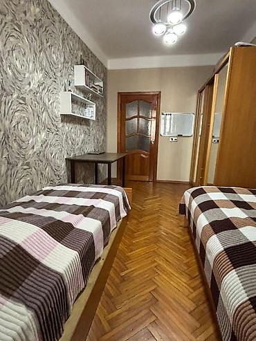 1: Bakı, 3 otaqlı, Köhnə tikili, m. Qara Qarayev, 90 kv. m — 1