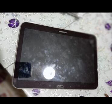 samsung tab a: Samsung planşet - Marka: Samsung - Korpus: qara ön panel, klassik