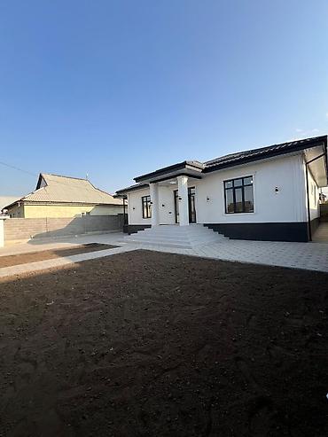 Продажа коттеджей и домов: Продается 5-комнатный дом Район: ж/м Ак Ордо-1 Площадь дома: 200 м² — 6