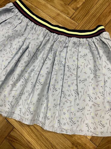Haljine: Creeks nova suknja, za devojcice oko 12 godina, naznacena 14. Duzina