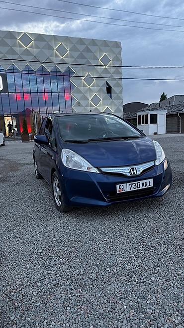 jas: Honda Fit: 2011 г., Автомат, Бензин, Хэтчбэк — 3