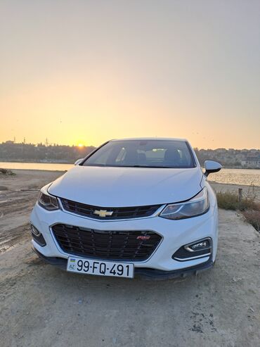 Chevrolet: Chevrolet Cruze: 1.4 l | 2017 il 136500 km Sedan — 2