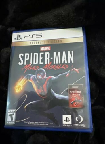 Electronics: PS4 džojstik,(ps5)spiderman ultimate edition, dvostruki punjač,god of