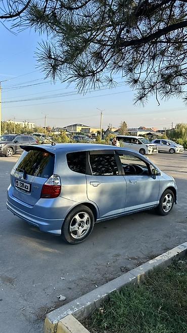 хонда фиш: Honda Fit: 2003 г., 1.3 л, Вариатор, Бензин, Хэтчбэк — 3
