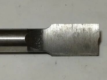 Ostali uređaji: Glodalo, burgija, svrdlo strugarski noz 13,2mm Fi10mm (2948) Glodalo — 4