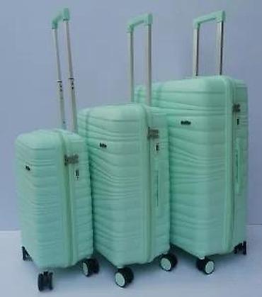 Putni koferi i torbe: Set kofera za putovanje – 3 komada, mint zelena boja - Tvrda školjka — 25