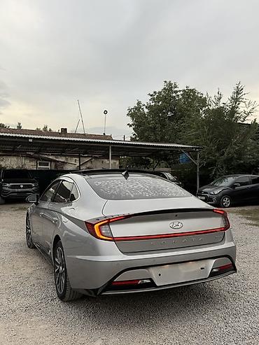 Продажа авто: Hyundai Sonata: 2021 г., 2 л, Автомат, Гибрид, Седан — 3
