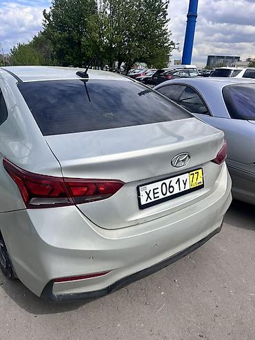 spark 2017: Hyundai Solaris: 2017 г., 1.6 л, Автомат, Бензин, Седан — 4