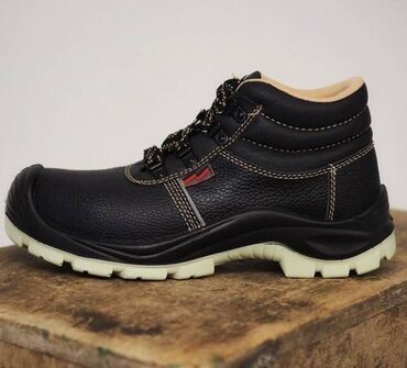 высокие мужские ботинки: Рабочие ботинки ПУ-ТПУ с металлическим/композитным подноском. Сезон