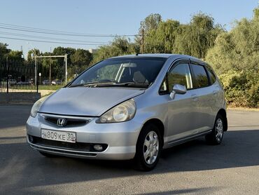 авто с последующим выкупом фит: Honda Fit: 2003 г., 1.3 л, Вариатор, Бензин, Хетчбек