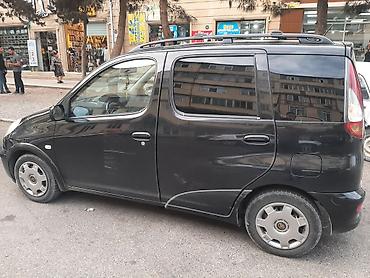 avto pec: Toyota Yaris Verso: 1.3 l | 2004 il Sedan — 5