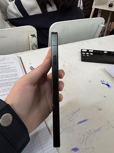 honor 9d: ZTE Red Magic 10 Pro, Б/у, 256 ГБ, цвет - Черный, 1 SIM, 2 SIM — 6
