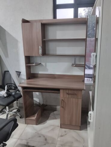 Парты: Новые столы компьютерные сом шкафчиком из российского материала длина — 14