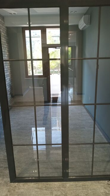 Ofislər: Azadllq metro st çıxışında 1) 7 otaqlı yeni binanın 2 ci mərtəbəsində — 13