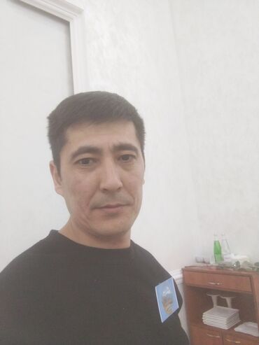 Толстовки: Мужской свитшот с нашивкой - Цвет: черный корпус, светлые рукава at lalafo.kg — 3 Толстовки: Мужской свитшот с нашивкой - Цвет: черный корпус, светлые рукава — 3