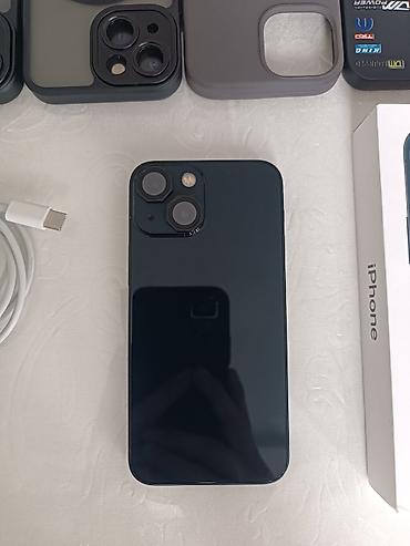 Apple iPhone: IPhone 13 mini, Б/у, 256 ГБ, Midnight, Зарядное устройство, Защитное стекло, Чехол, 78 % — 2