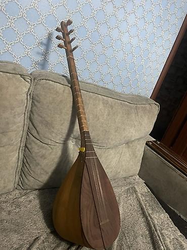 Саз: - Milli simli musiqi aləti – saz (uzun saplı) - Ailə: bağlama/saz — 1