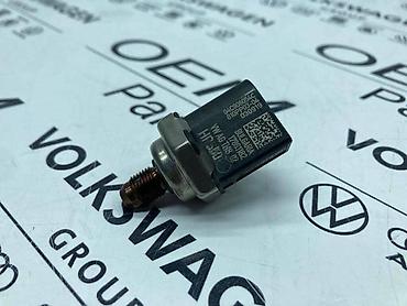 grejac vode za dizel motore: REGULATOR PRITISKA ZA VOLKSWAGEN JETTA, POLO, GOLF 5 . - 04C 906 — 2