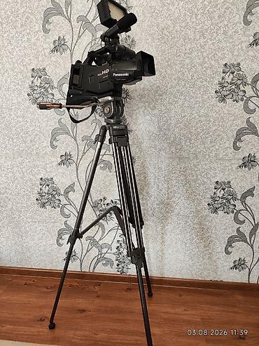 thinkware z5000 plus: Плечевая видеокамера Panasonic HDC‑MDH1 Full HD с комплектом — 3