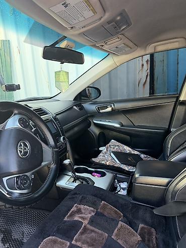 Унаа: Toyota Camry: 2014 г., 2.5 л, Автомат, Бензин, Седан — 4