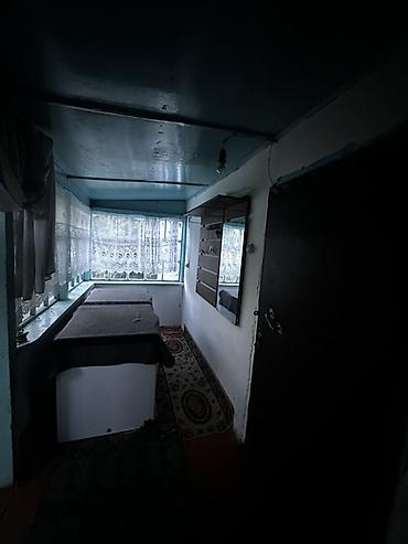 Продажа коттеджей и домов: 2 Дома с большим двором и хозпостройками: очок кана, баня, 4 сарая — 16