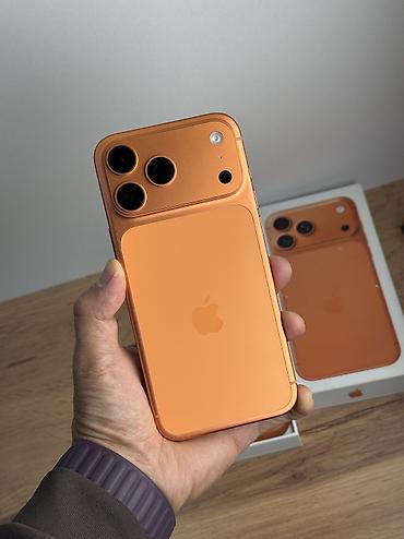 macbook air m1 16: IPhone 17 Pro Max, Б/у, 512 ГБ, Оранжевый, Зарядное устройство, Защитное стекло, Чехол, 93 % — 1
