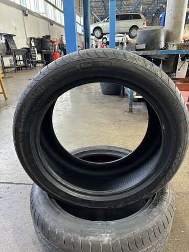 i̇şlənmiş təkərlər: 275/45/19 goodyear run flat teker 1 eded 
yaxwi veziyetdedir